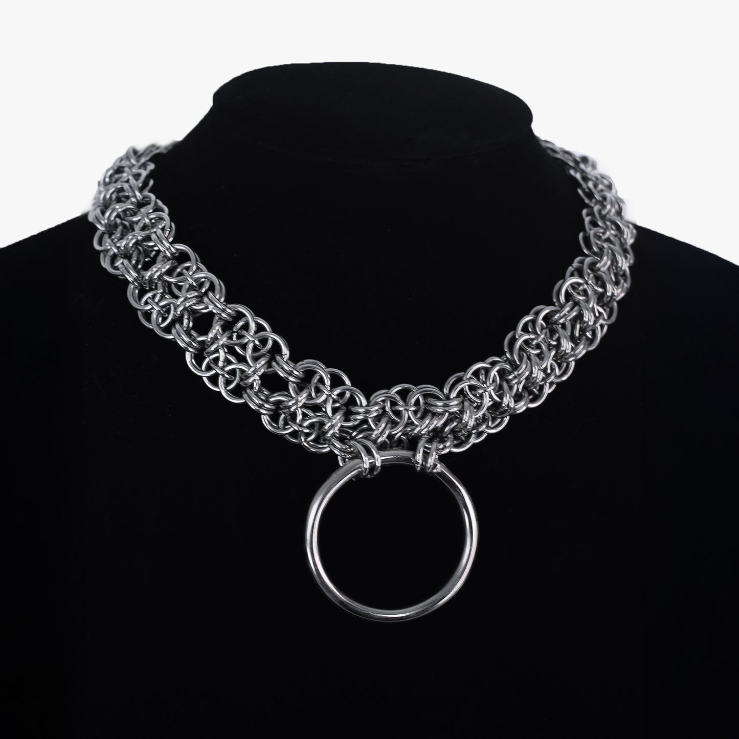 Dominion O-Ring – Collar Gótico de Acero Inoxidable con Cadena Entrelazada