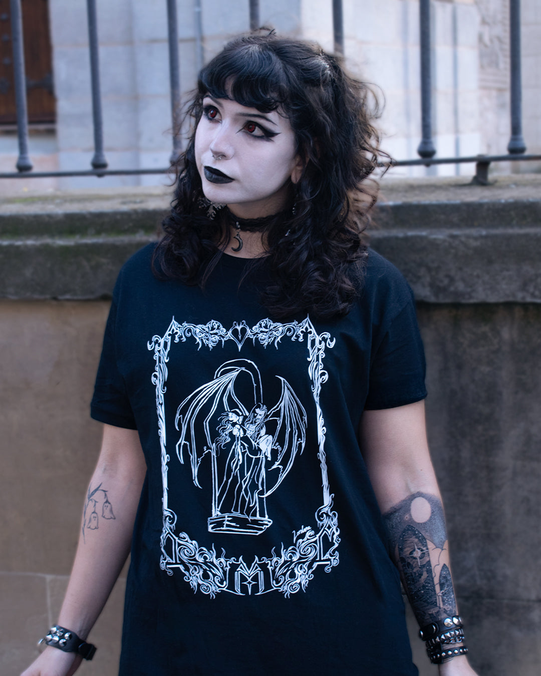 CAMISETA DE AMOR VAMPÍRICO