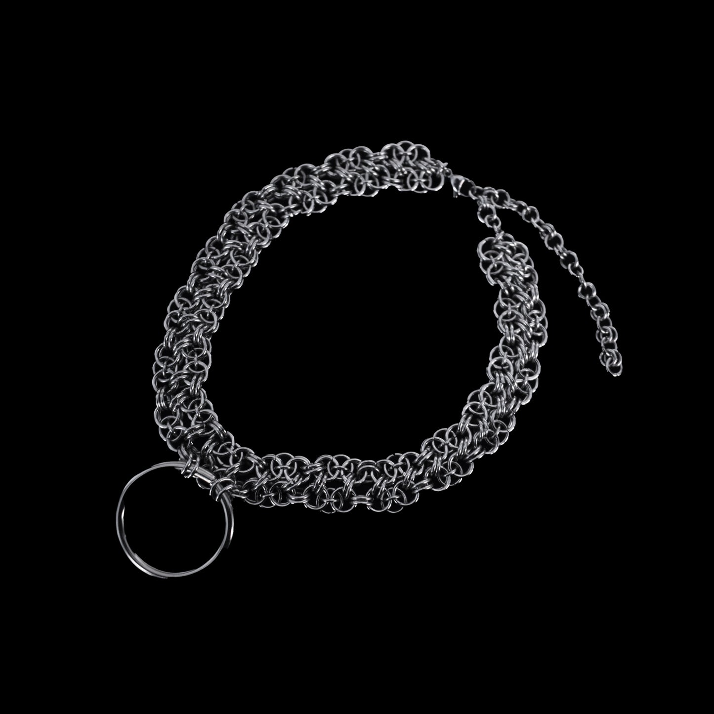 Dominion O-Ring – Collar Gótico de Acero Inoxidable con Cadena Entrelazada