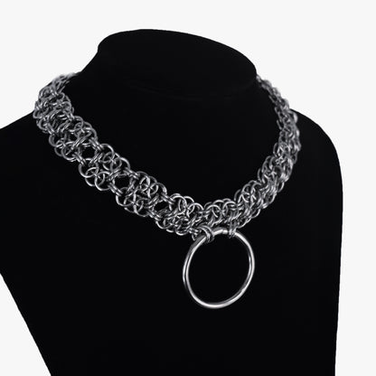 Dominion O-Ring – Collar Gótico de Acero Inoxidable con Cadena Entrelazada