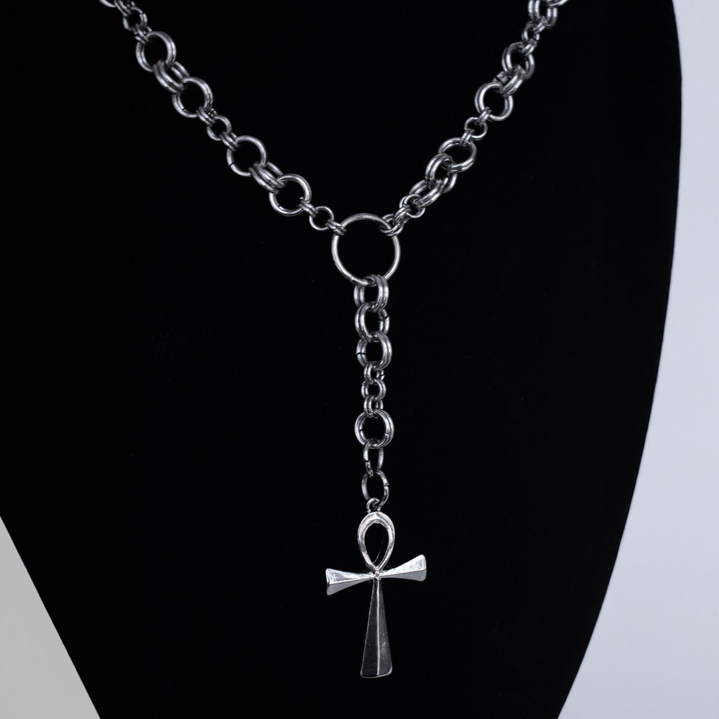 Obsidiana Ritual - Collar Gótico de Estilo Dark