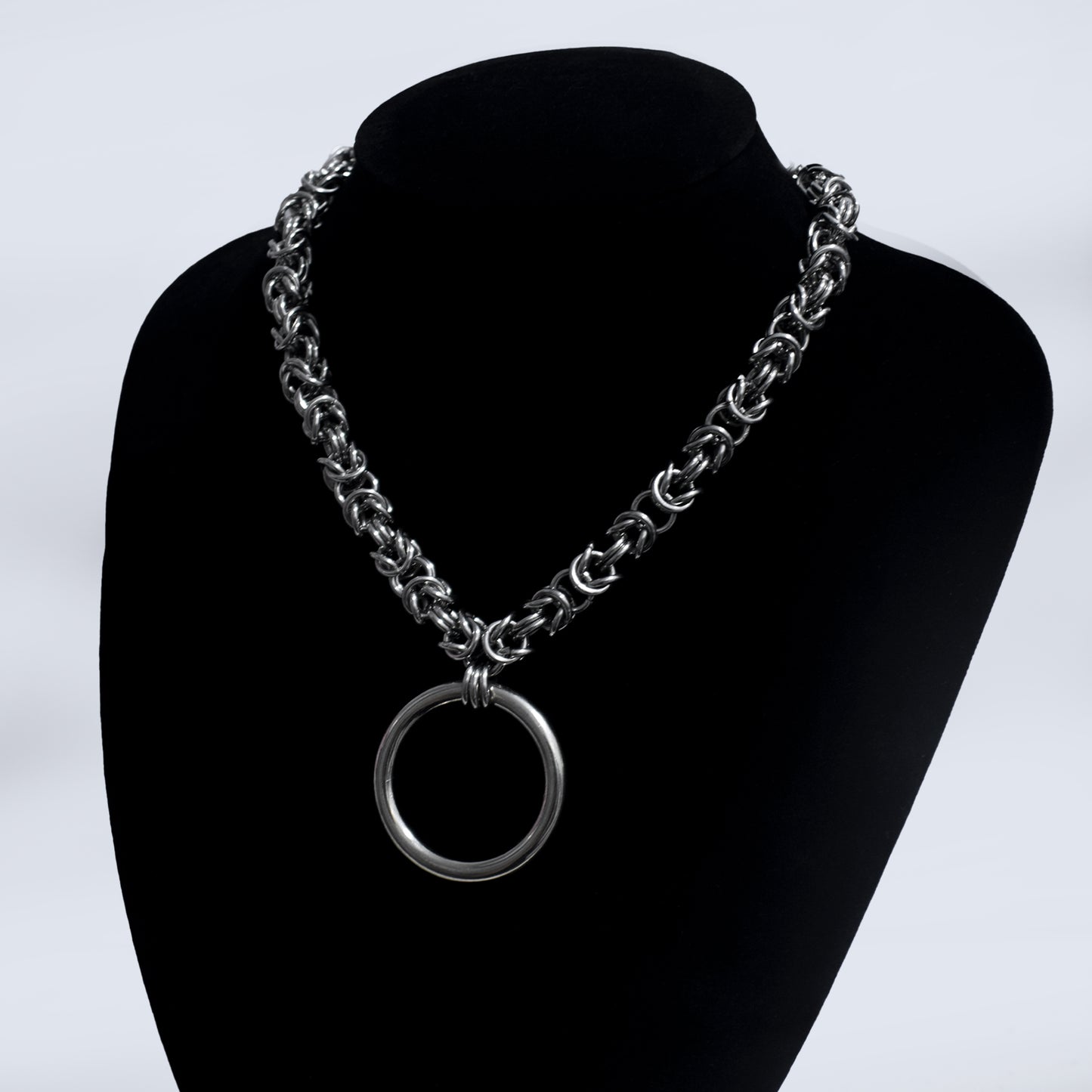 Ritual O-Ring – Collar Gótico BDSM con Argolla Metálica