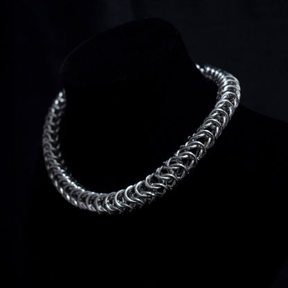 Nocturne Chain - Collar Gótico de Cadena