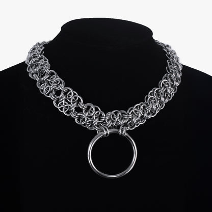 Dominion O-Ring – Collar Gótico de Acero Inoxidable con Cadena Entrelazada