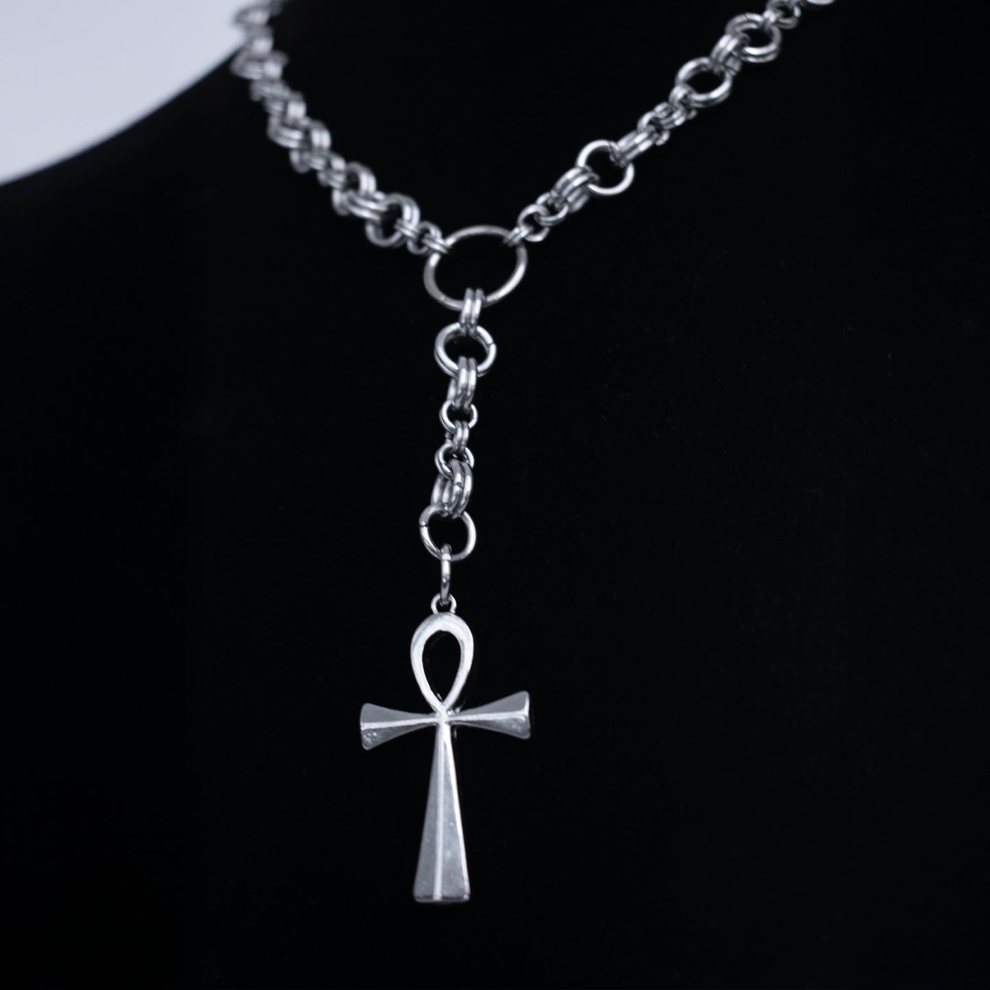 Obsidiana Ritual - Collar Gótico de Estilo Dark