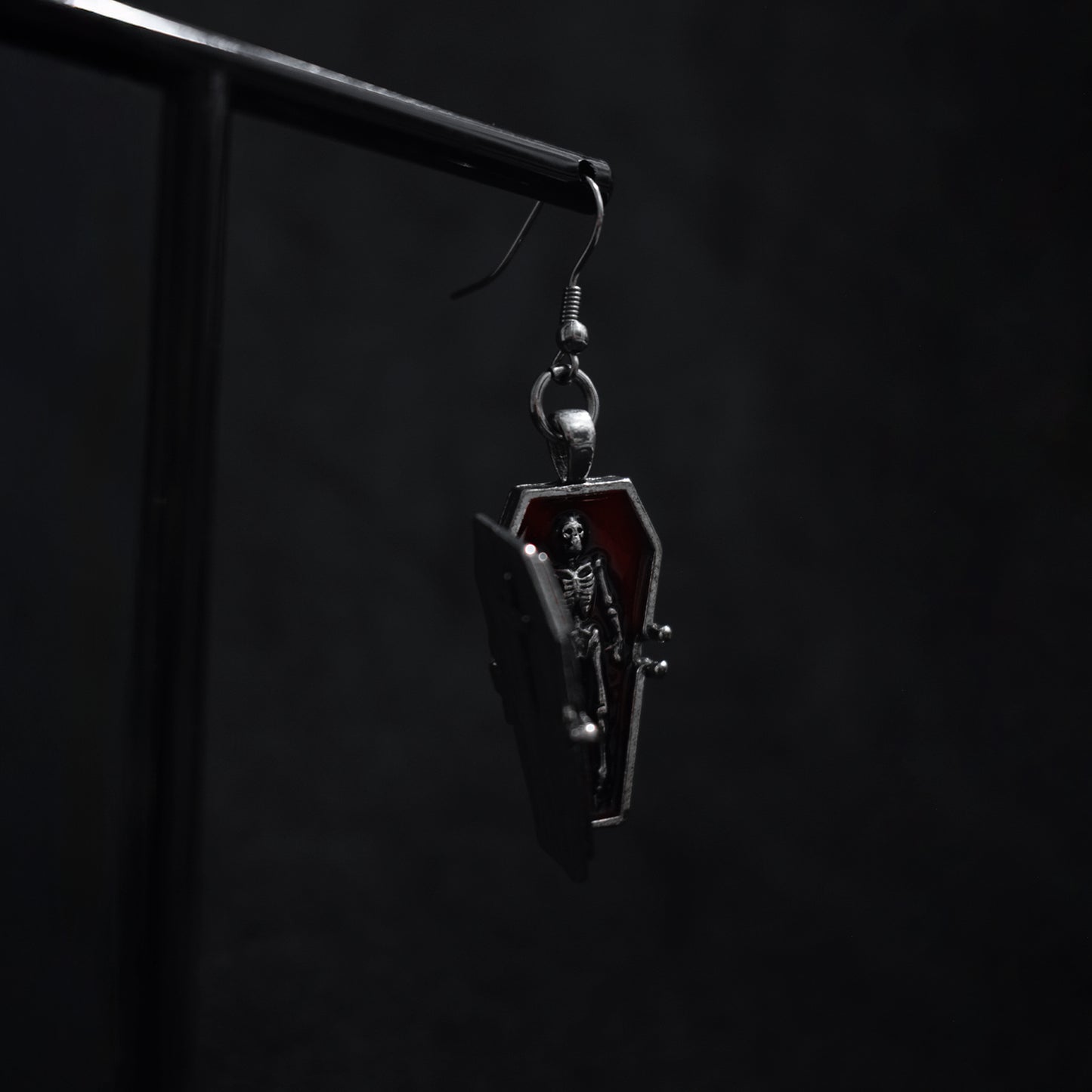 Pendientes Ataúd Gótico Open Coffin – Acero Inoxidable