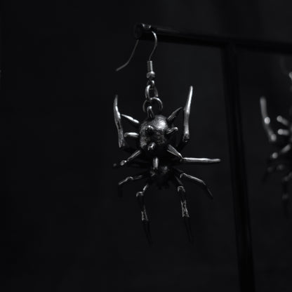 Pendientes Araña Gótica Dark Spider – Acero Inoxidable