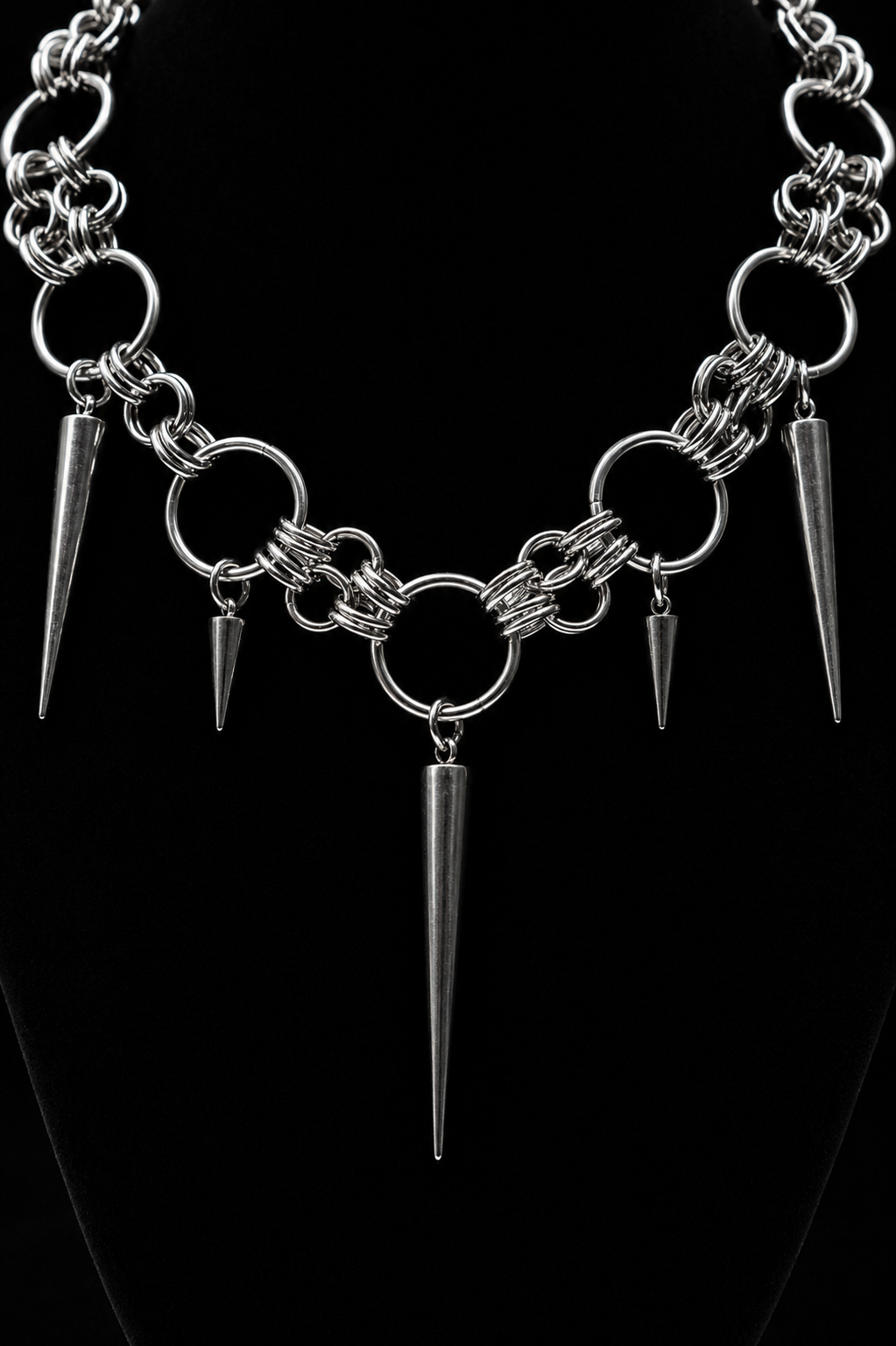 Collar Thornbound