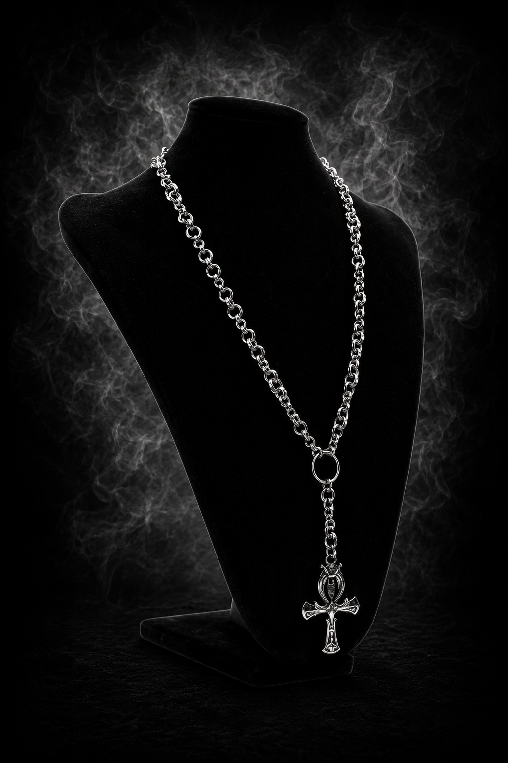 Collar Ankh Revenant