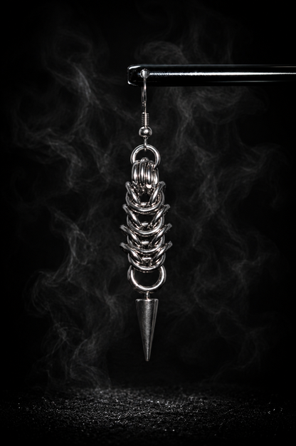 Pendiente Iron Veil