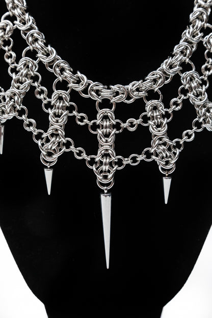 Collar Gótico Chainmail "Iron Throne"
